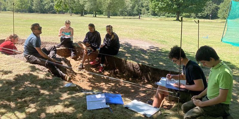 students on an archaeology dig