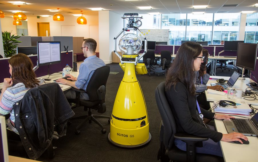 Betty The Autonomous Robot Starts Work As Trainee Office Manager 7718