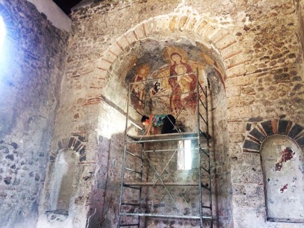 Byzantine expert visits Italy to help put heritage site on the map